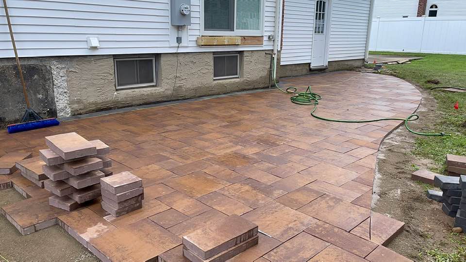 Interlocking paver backyard patio — Commack, NY