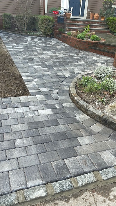 Driveways & Walkways in Commack